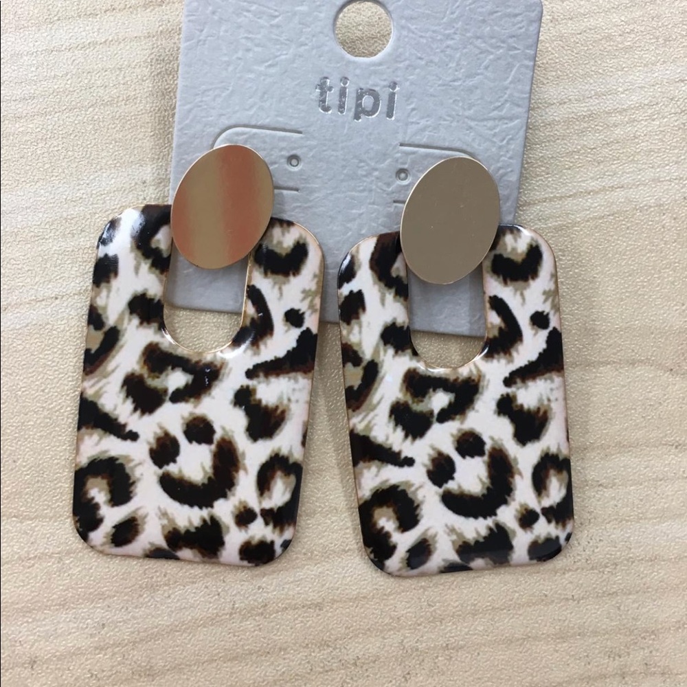 NEW Animal Print earrings